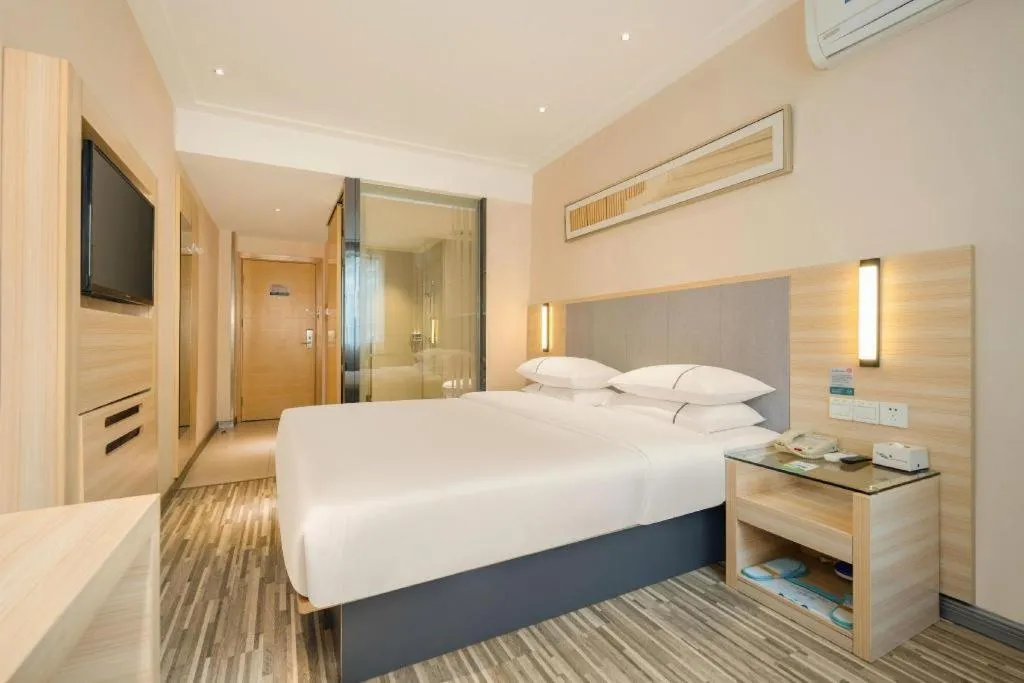 Bed in City Comfort Inn Nanning Mingxiu East Road Shishan Park Metro Station