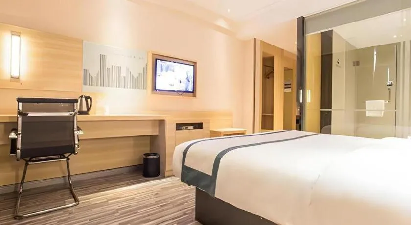 Bed in City Comfort Inn Nanning Mingxiu East Road Shishan Park Metro Station