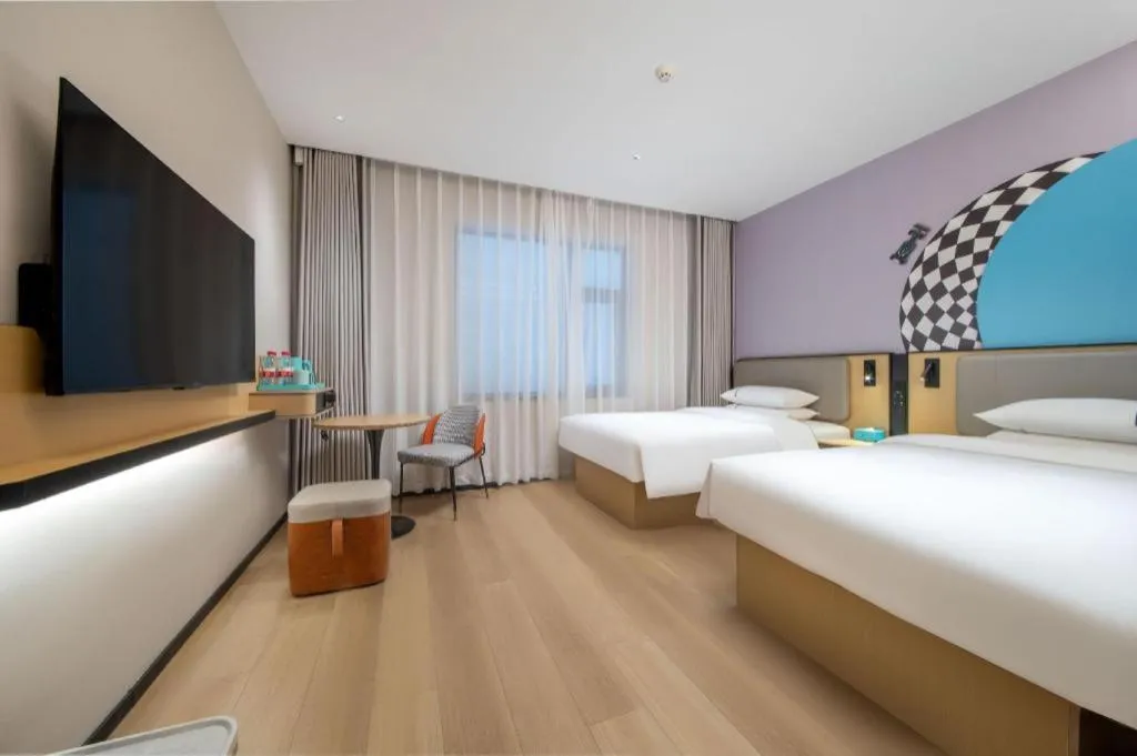 Bed in City Comfort Inn Zhanjiang Mazhang Pedestrian Street High-speed Railway West Station