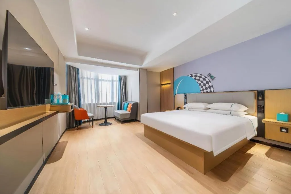 Bed in City Comfort Inn Zhanjiang Mazhang Pedestrian Street High-speed Railway West Station
