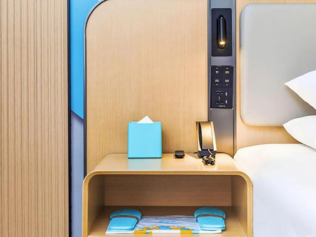 Bed in City Comfort Inn Zhanjiang Mazhang Pedestrian Street High-speed Railway West Station