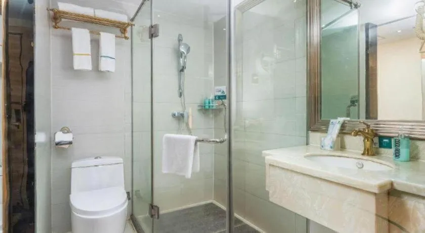 City Comfort Inn Zhanjiang Mazhang Pedestrian Street High-speed Railway West Station