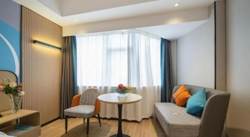 City Comfort Inn Zhanjiang Mazhang Pedestrian Street High-speed Railway West Station