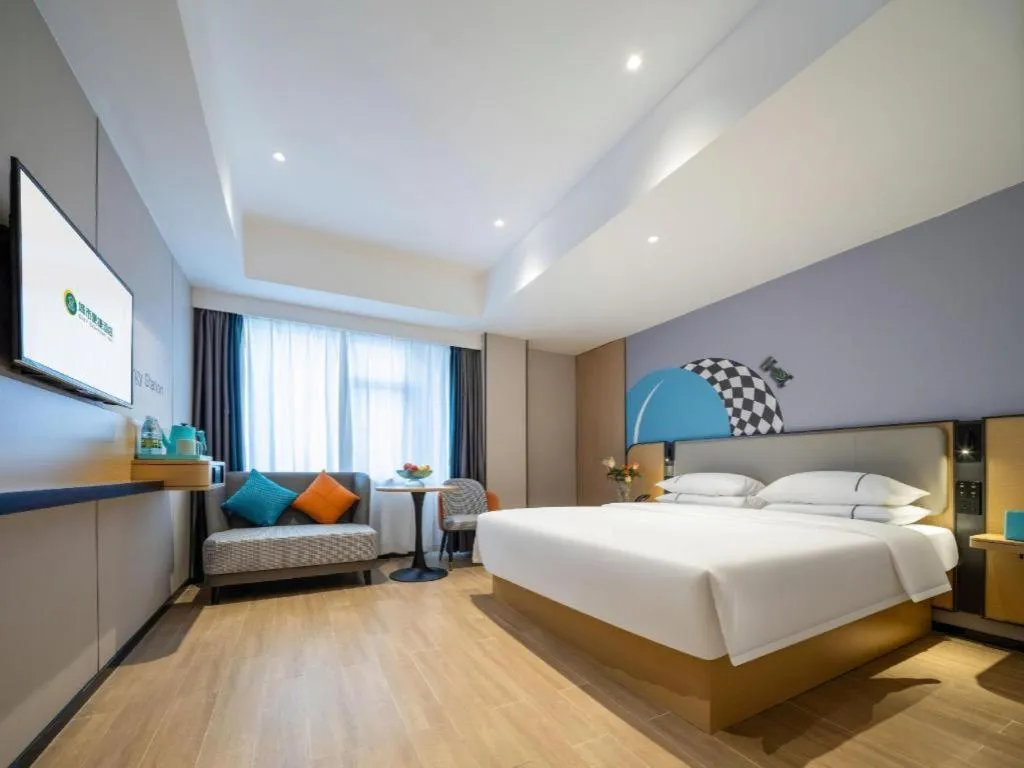 Bed in City Comfort Inn Zhanjiang Mazhang Pedestrian Street High-speed Railway West Station