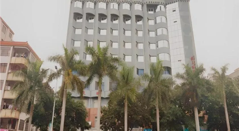 City Comfort Inn Zhanjiang Mazhang Pedestrian Street High-speed Railway West Station