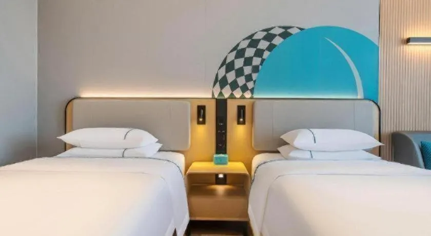 Bed in City Comfort Inn Zhanjiang Mazhang Pedestrian Street High-speed Railway West Station