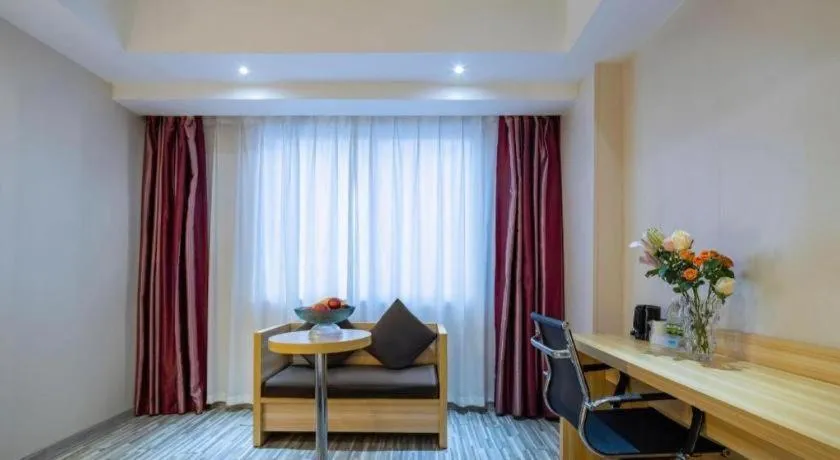 City Comfort Inn Zhanjiang Mazhang Pedestrian Street High-speed Railway West Station