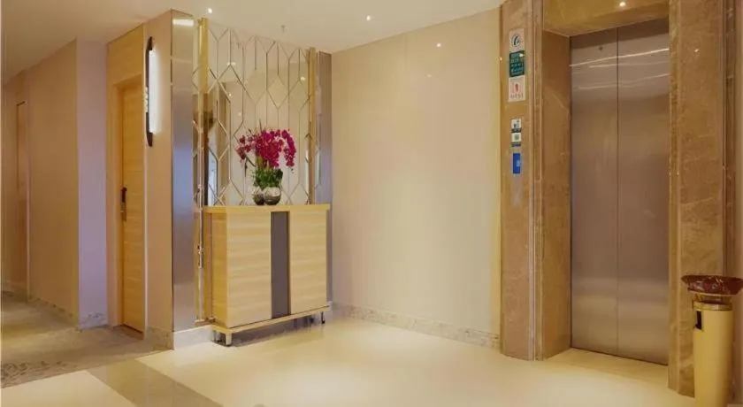 City Comfort Inn Zhanjiang Mazhang Pedestrian Street High-speed Railway West Station