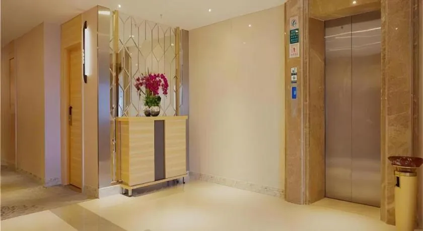 City Comfort Inn Zhanjiang Mazhang Pedestrian Street High-speed Railway West Station