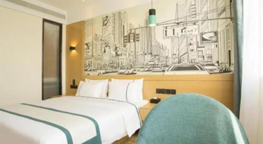 Bed in City Comfort Inn Chibi Walking Street