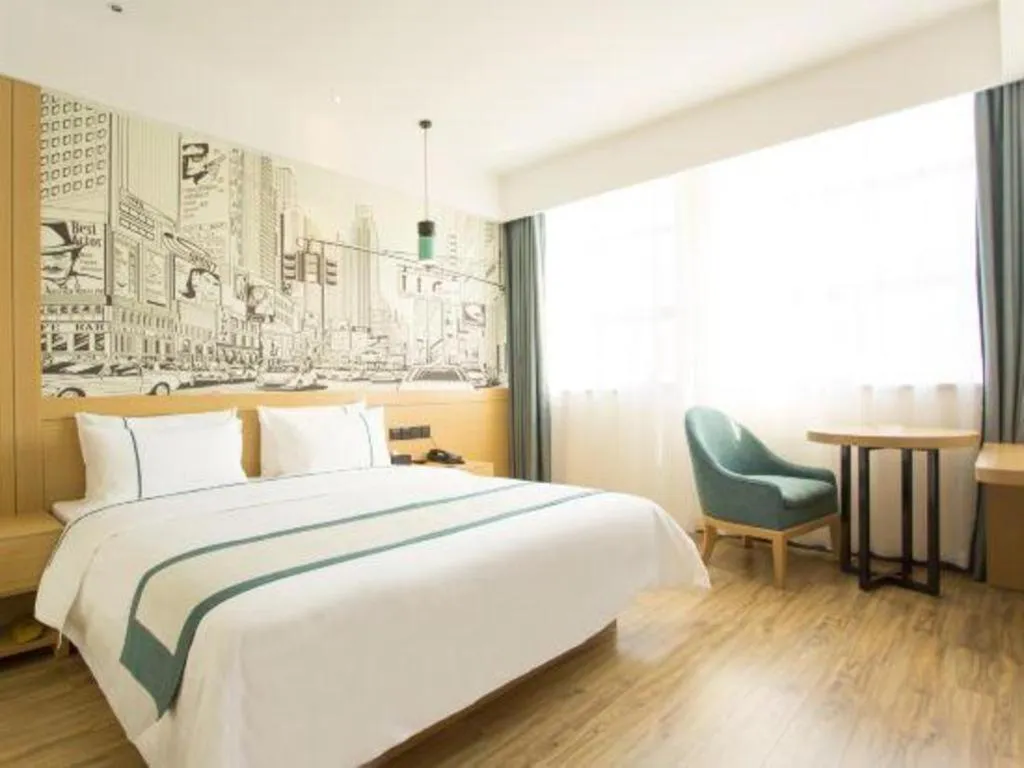 Bed in City Comfort Inn Chibi Walking Street