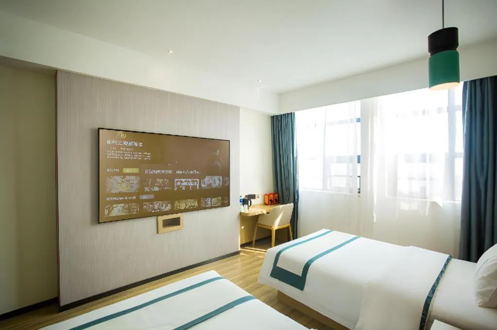 Bed in City Comfort Inn Chibi Walking Street