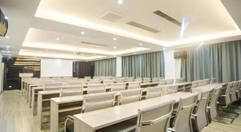 City Comfort Inn Chibi Walking Street