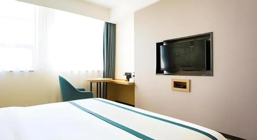 Bed in City Comfort Inn Chibi Walking Street