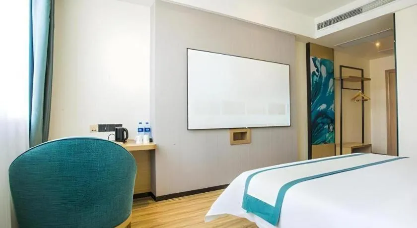 Bed in City Comfort Inn Chibi Walking Street