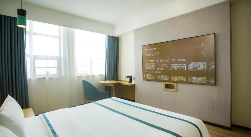 Bed in City Comfort Inn Chibi Walking Street