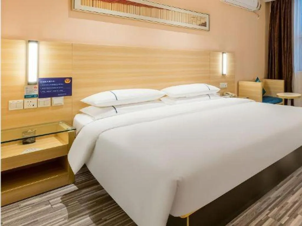 Bed in City Comfort Inn Foshan Kuiqi Road Metro Station