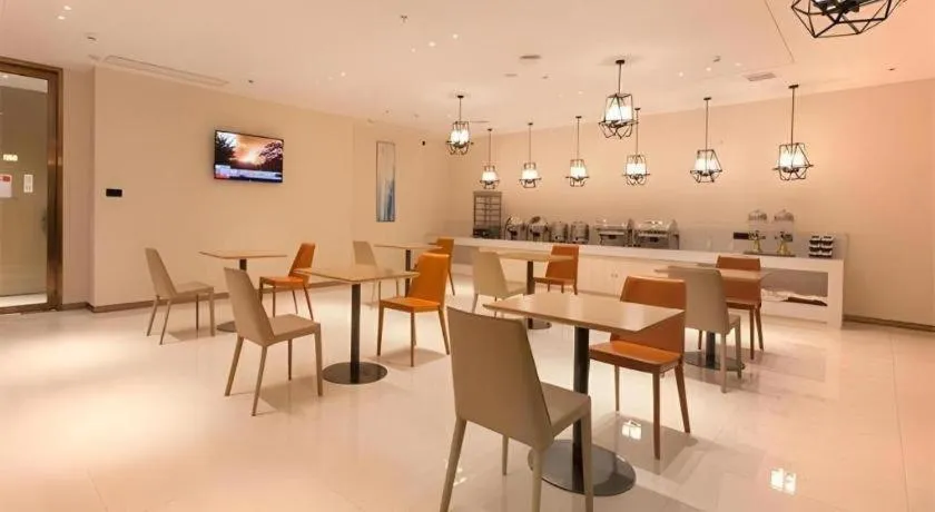 City Comfort Inn Wuhan International Expo Center Qianjin Village Metro Station