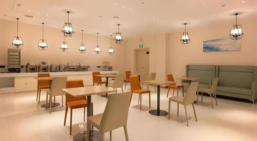 City Comfort Inn Wuhan International Expo Center Qianjin Village Metro Station