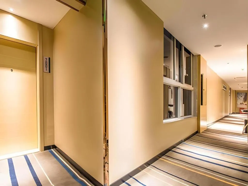 Bed in City Comfort Inn Liuzhou Rong'an