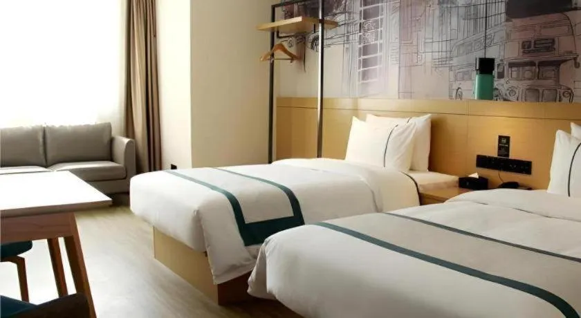 Bed in City Comfort Inn Yingcheng Walking Street