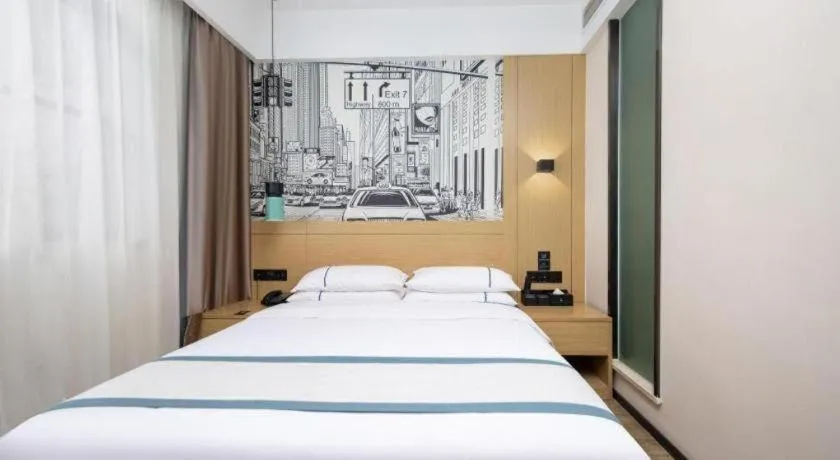 Bed in City Comfort Inn Yingcheng Walking Street