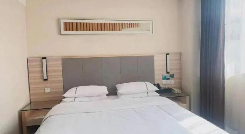 Bed in City Comfort Inn Tongren High-speed Railway Station