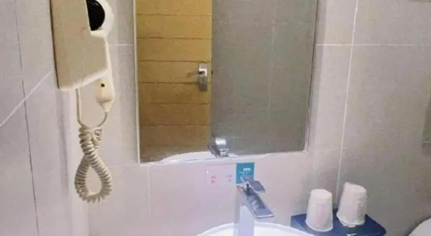 City Comfort Inn Tongren High-speed Railway Station