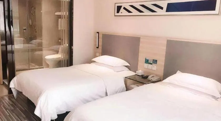 Bed in City Comfort Inn Tongren High-speed Railway Station