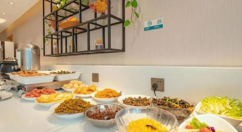 City Comfort Inn Guilin Two Rivers and Four Lakes Sun and Moon Shuangta