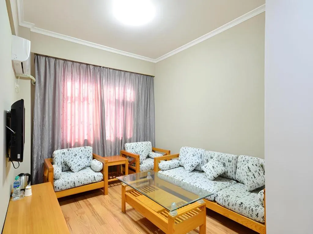 JTour Inn Wuchang Zhongnan University of Economics and Law