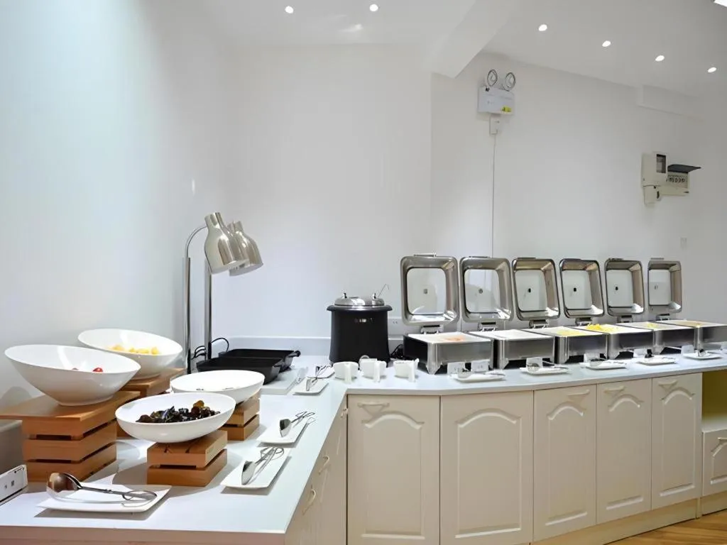 JTour Inn Wuchang Zhongnan University of Economics and Law