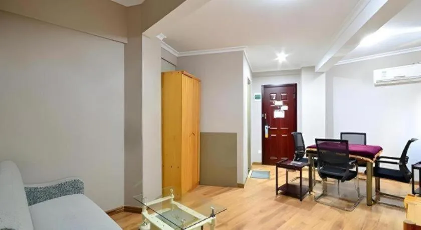 JTour Inn Wuchang Zhongnan University of Economics and Law