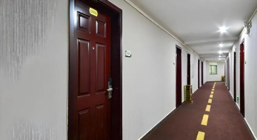 JTour Inn Wuchang Zhongnan University of Economics and Law