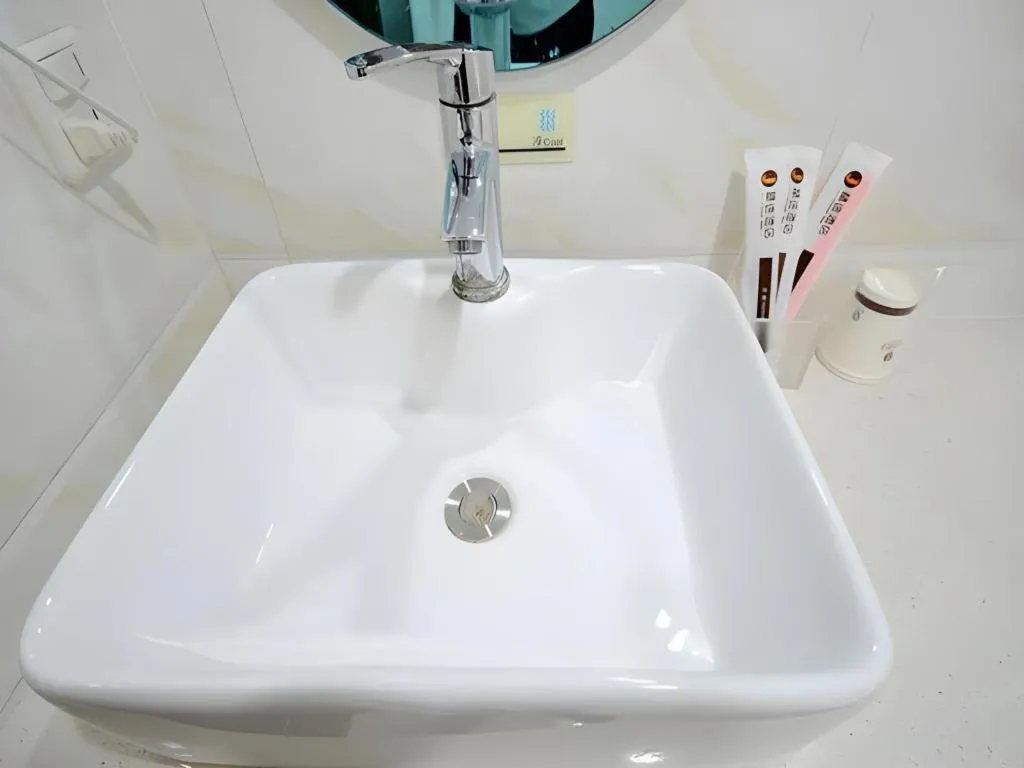 JTour Inn Wuchang Zhongnan University of Economics and Law