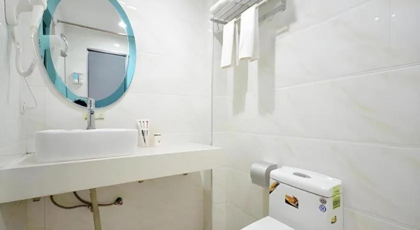 JTour Inn Wuchang Zhongnan University of Economics and Law