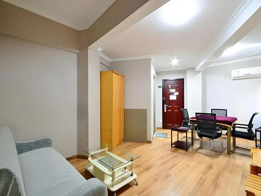 JTour Inn Wuchang Zhongnan University of Economics and Law