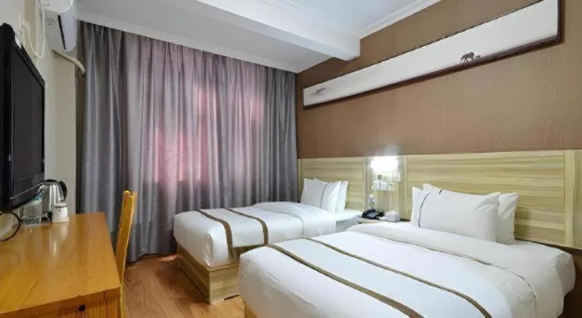 Bed in JTour Inn Wuchang Zhongnan University of Economics and Law