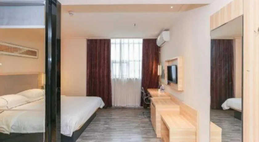 Bed in City Comfort Inn Zhuhai University Town Tangjiawan Plaza