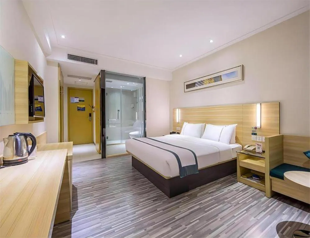 Bed in City Comfort Inn Zhuhai University Town Tangjiawan Plaza