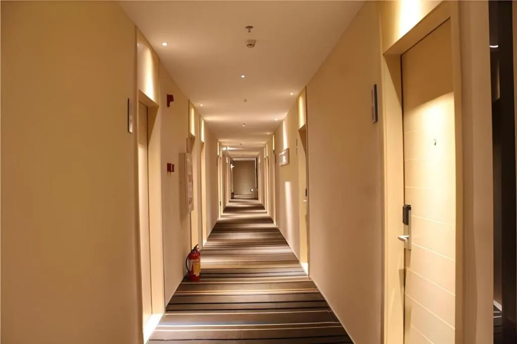 City Comfort Inn Zhuhai University Town Tangjiawan Plaza