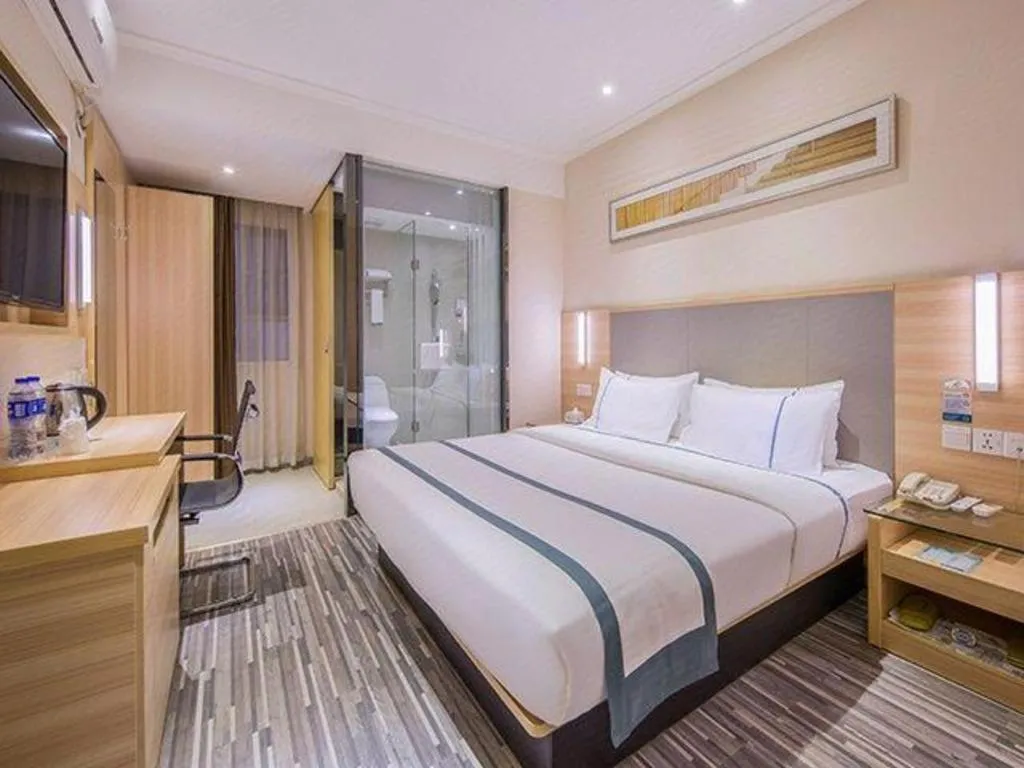 Bed in City Comfort Inn Wuzhou Bus Station