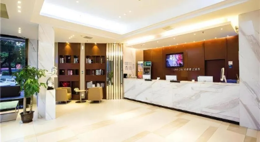 Bed in City Comfort Inn Wuzhou Bus Station