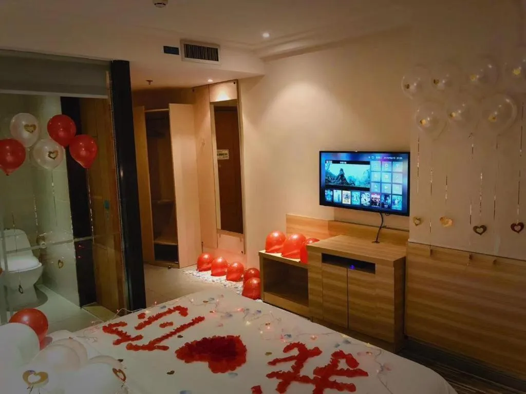 Bed in City Comfort Inn Wuzhou Bus Station