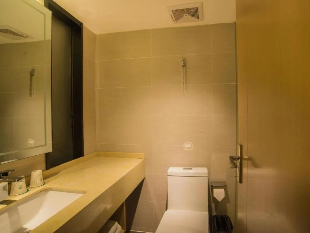 City Comfort Inn Liuzhou Wuxing Walking Street Zhonghuan Tower