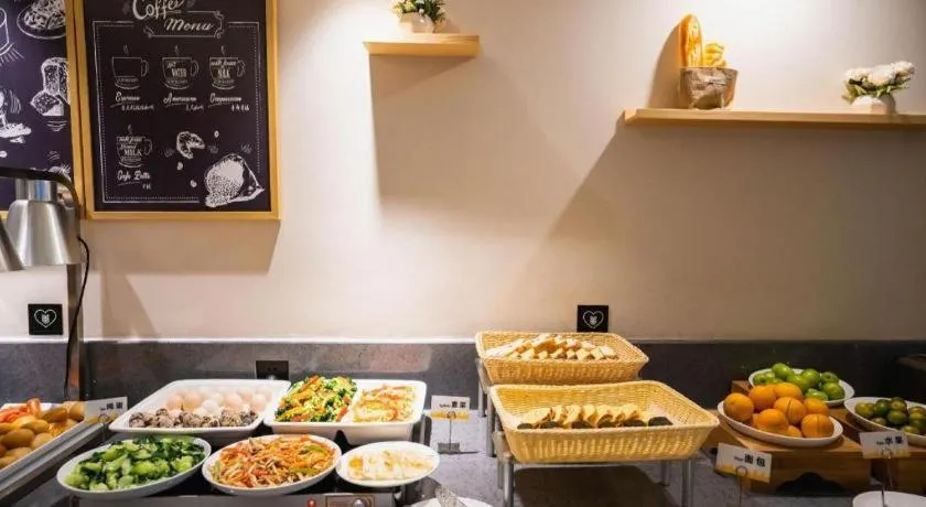 City Comfort Inn Liuzhou Wuxing Walking Street Zhonghuan Tower