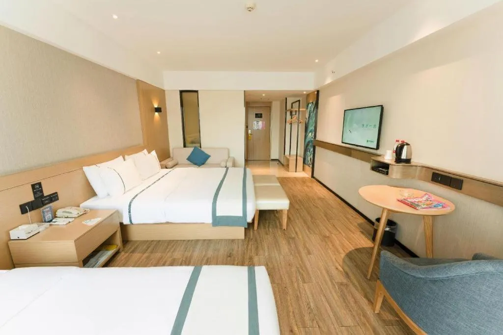 Bed in City Comfort Inn Liuzhou Wuxing Walking Street Zhonghuan Tower