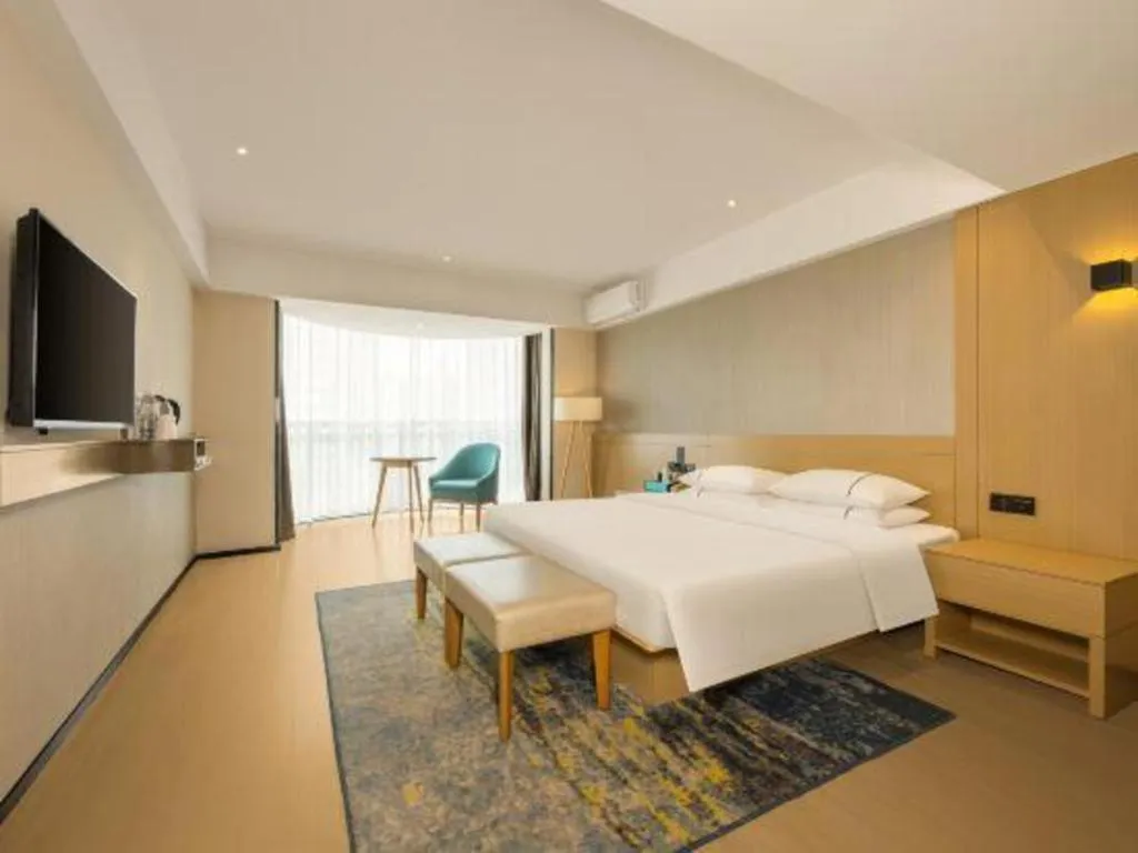 Bed in City Comfort Inn Liuzhou Wuxing Walking Street Zhonghuan Tower