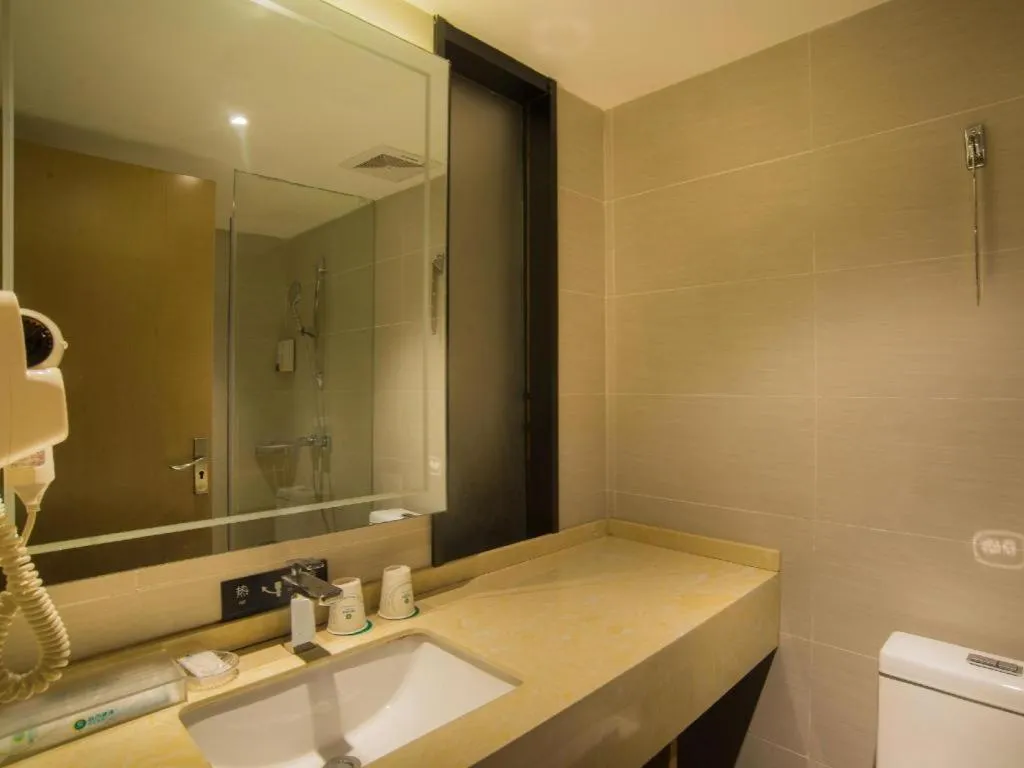 City Comfort Inn Liuzhou Wuxing Walking Street Zhonghuan Tower