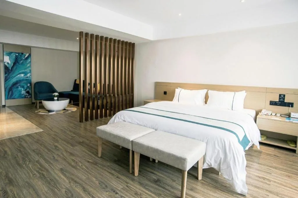 Bed in City Comfort Inn Liuzhou Wuxing Walking Street Zhonghuan Tower